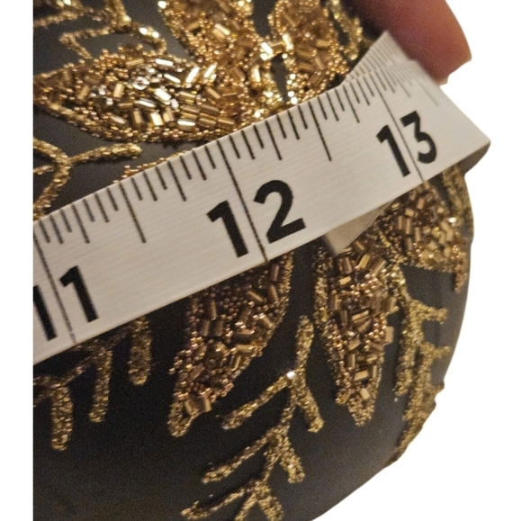 Hand Crafted Holiday Ornament Black Gold Beaded 3pc Set - Picture 15 of 17